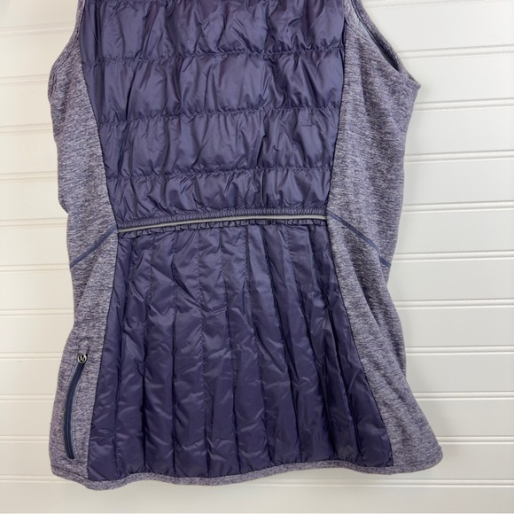 LULULEMON Run Turn Around Reversible Down Vest 650 Fill Women's sz 4 - Picture 7 of 12